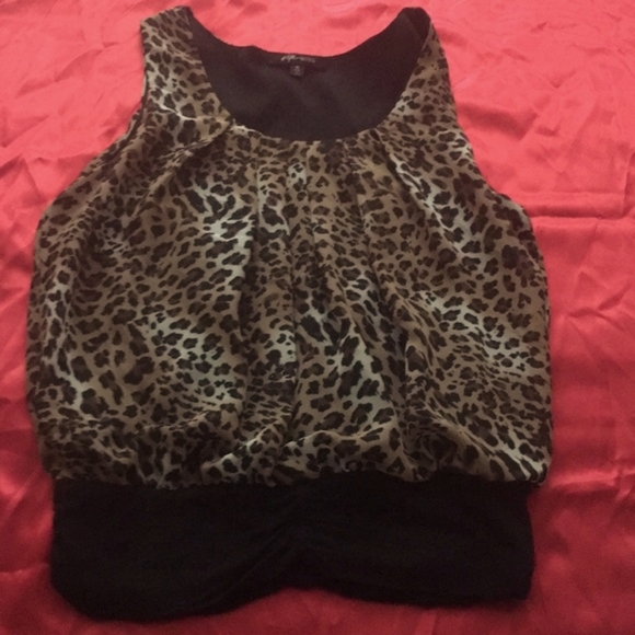 Top - Picture 1 of 4